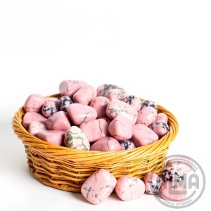 Rodonita  conjunto sobre mimbre con logo